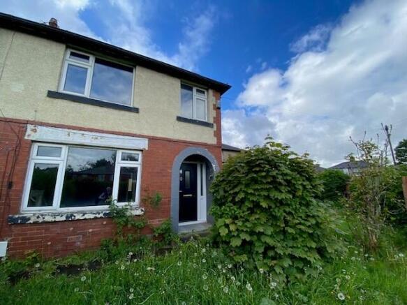 3 bed property, in 21 Lupin Avenue, £100,000
