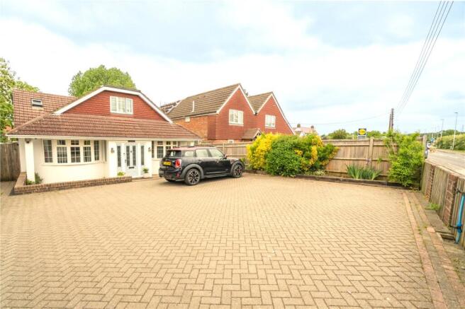 4 bed property, in Dittons Road, £650,000
