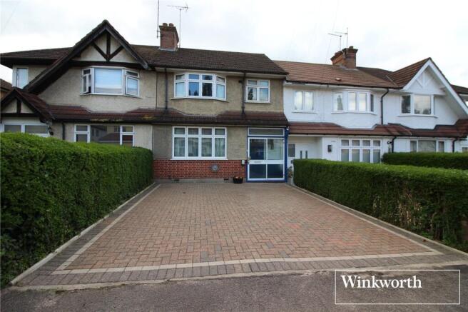3 bed property, in Whitehouse Avenue, £499,950