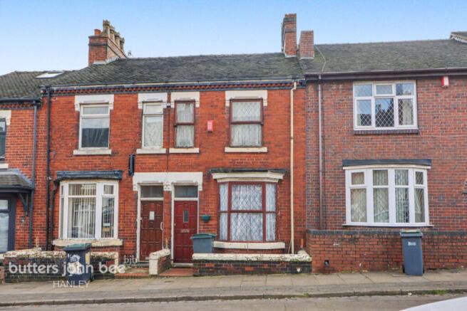 2 bed property, in Moston Street, £49,000