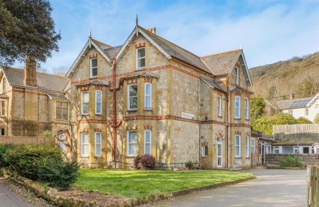 10 bed property, in Great Investment Opportunity - Spring Gardens, £750,000