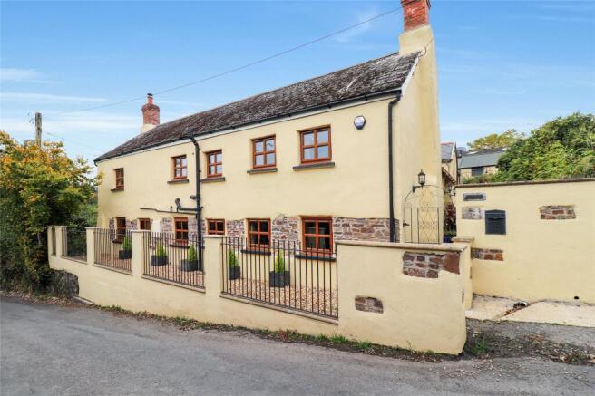 5 bed property, in North Molton, £950,000
