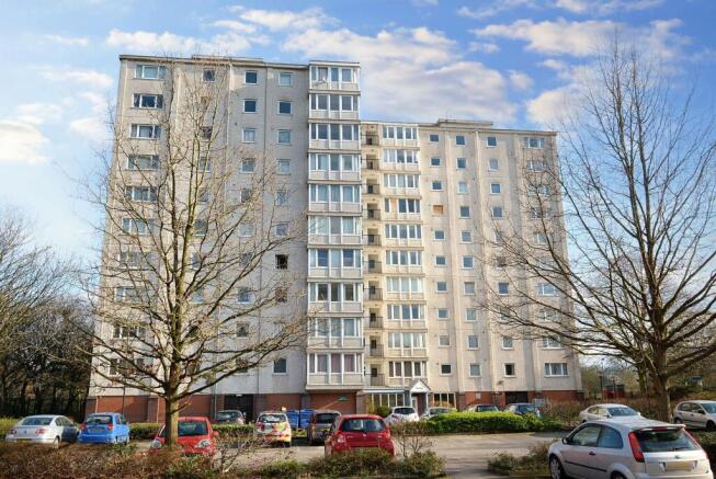 1 bed property, in Kersal Way, £72,500