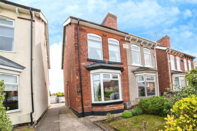 3 bed property, in Garden Lane, £140,000