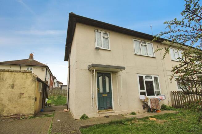3 bed property, in Scott Hall Green, £230,000