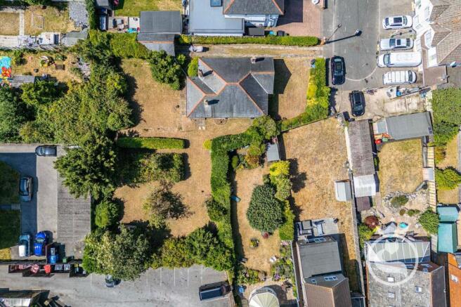 3 bed property, in Potential Development Opportunity, £425,000