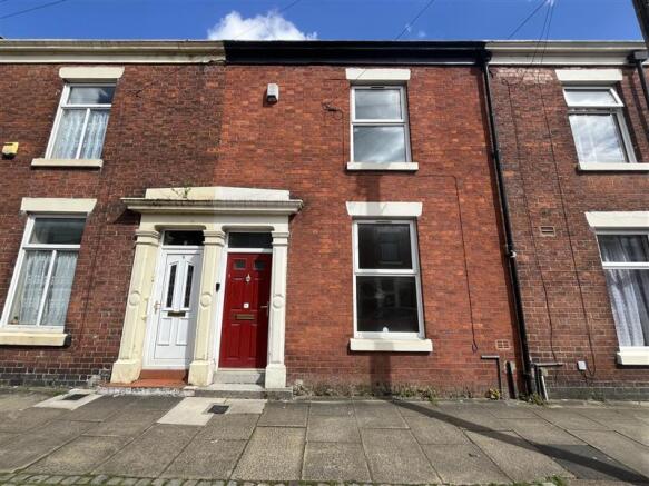 2 bed property, in 10 Lauderdale Street, £95,000