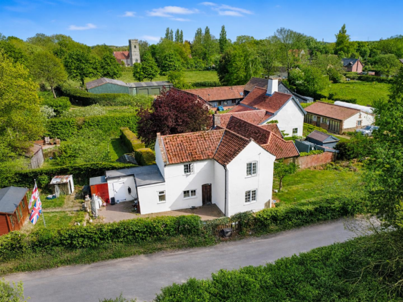 3 bed property, in Burgh Lane, £400,000