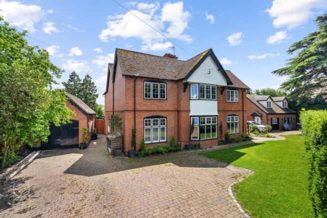7 bed property, in Croft Road, £850,000