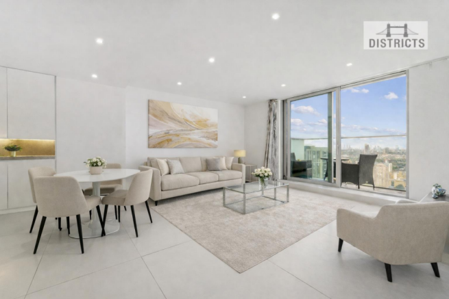 1 bed property, in Pan Peninsula Square, £535,000