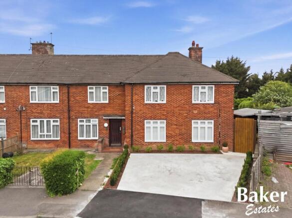 1 bed property, in Branch Road, £210,000