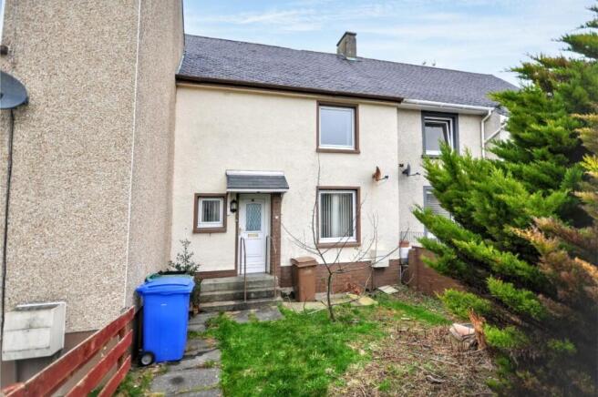 2 bed property, in 11 Inglis Way, £55,000
