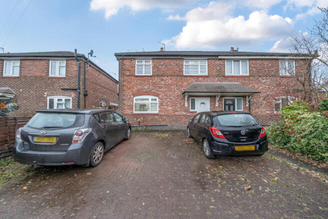 3 bed property, in Melbury Avenue, £340,000