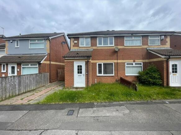 3 bed property, in Ingoldsby Road, £87,000