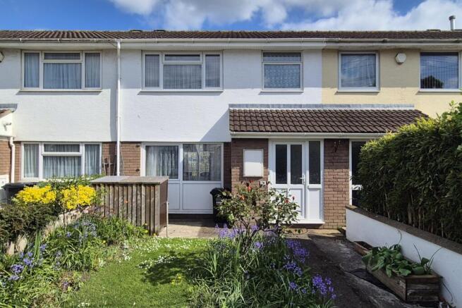 3 bed property, in Strode Road, £299,950