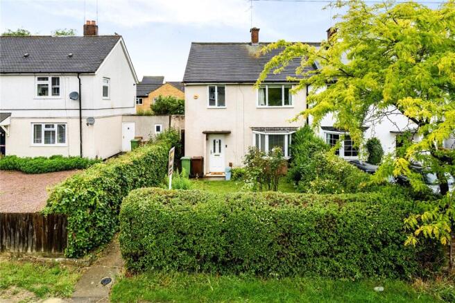 3 bed property, in Hawthorn Road, £267,500