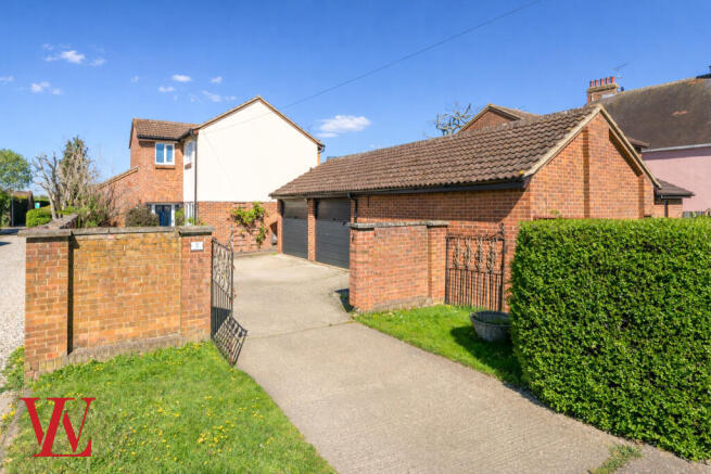 4 bed property, in Paget Court, £535,000