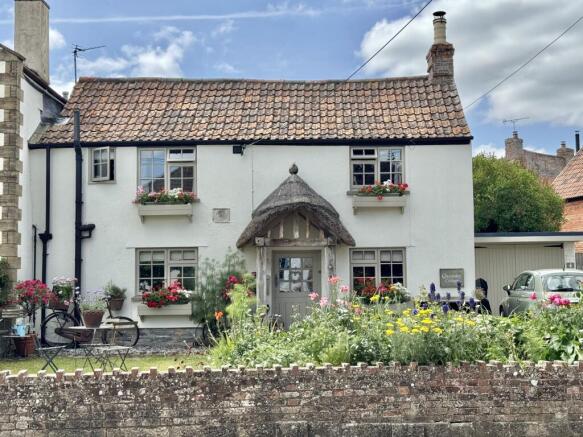 3 bed property, in North Curry, £499,950
