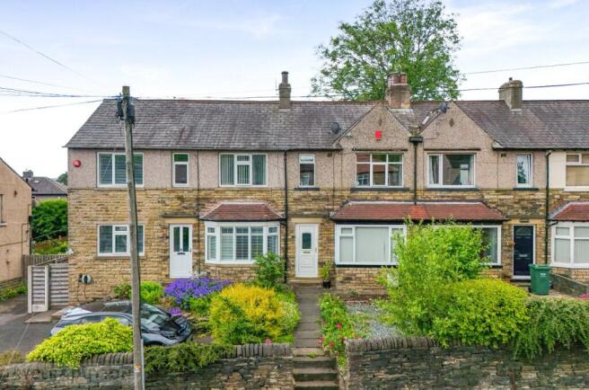 3 bed property, in Wakefield Road, £210,000