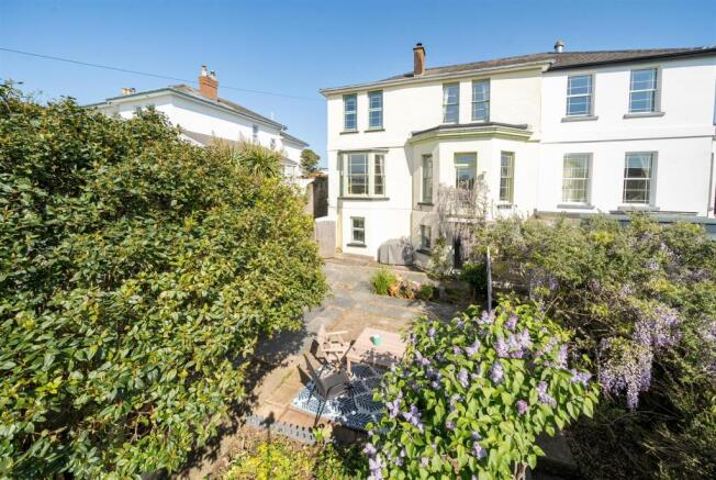 6 bed property, in Northdown Road, £575,000