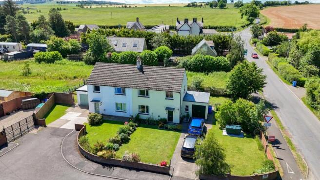 3 bed property, in West Mains Cottages, £250,000