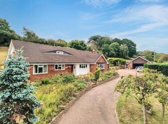 7 bed property, in Stoke Cannon, £750,000