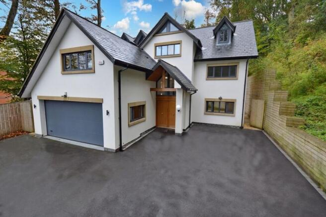 6 bed property, in Lowther Road, £975,000