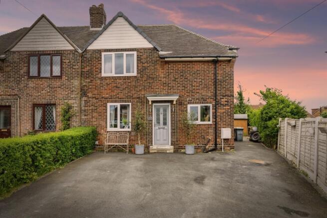 3 bed property, in Woollin Avenue, £240,000