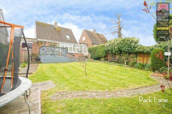2 bed property, in Havers Lane, £499,995