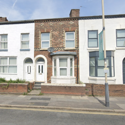 5 bed property, in 57 Townsend Lane, £190,000