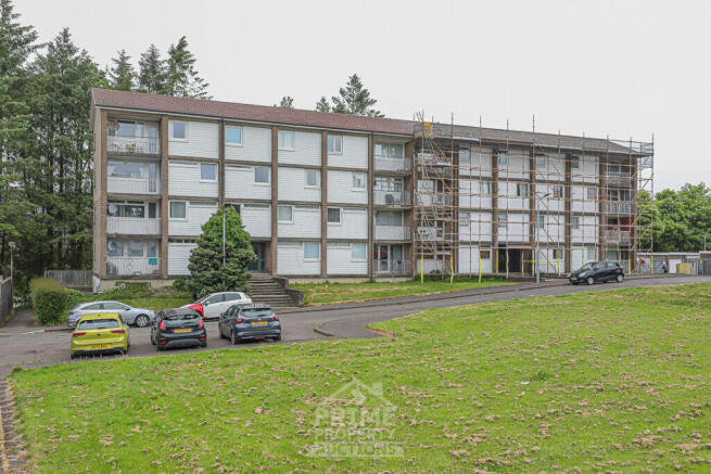 2 bed property, in 50 Denholm Crescent, £65,000