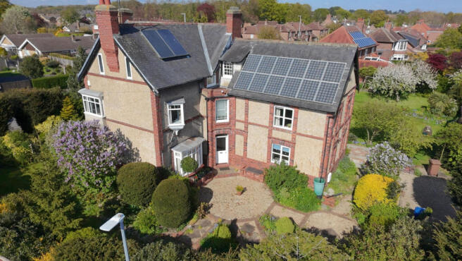 7 bed property, in York Road, £595,000