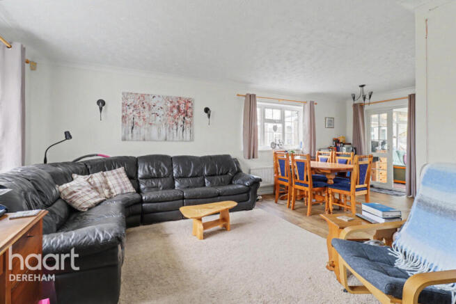 3 bed property, in Nelson Court, £325,000