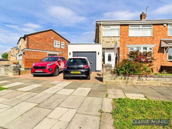 3 bed property, in Marton Drive, £200,000