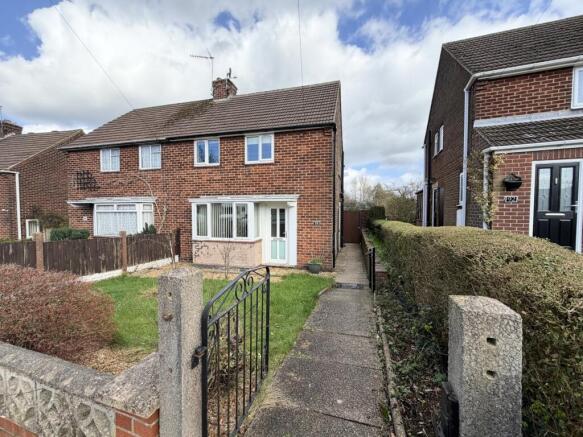 2 bed property, in Rodgers Lane, £149,950