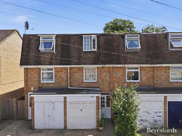 3 bed property, in Church Road, £400,000