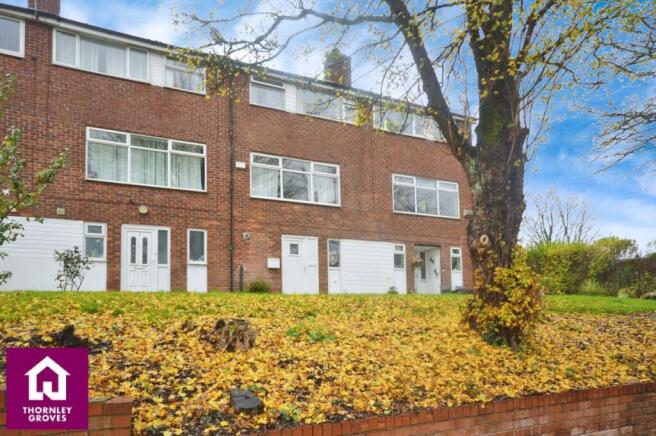 3 bed property, in Moor Lane, £270,000