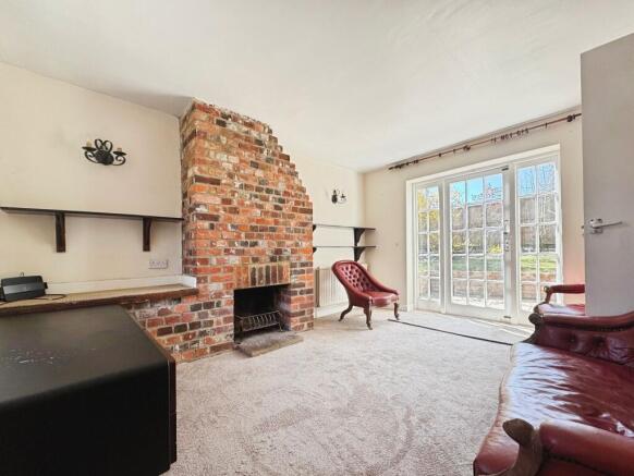 2 bed property, in Herd Street, £275,000