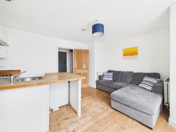 1 bed property, in 11 Greenbank, £99,950
