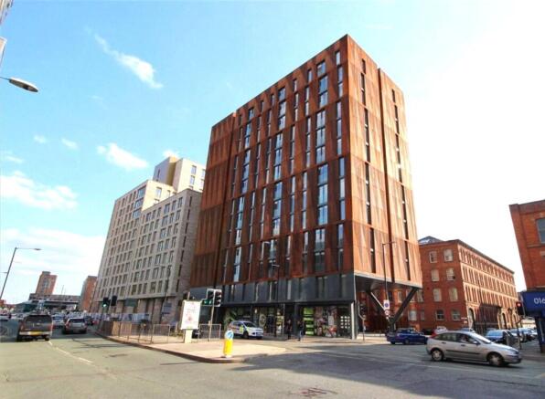 1 bed property, in Oxid House, £160,000