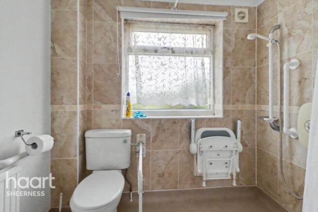 3 bed property, in Baldwin Road, £250,000