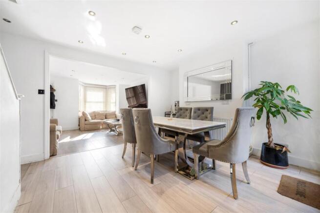 4 bed property, in Gipsy Road, £650,000