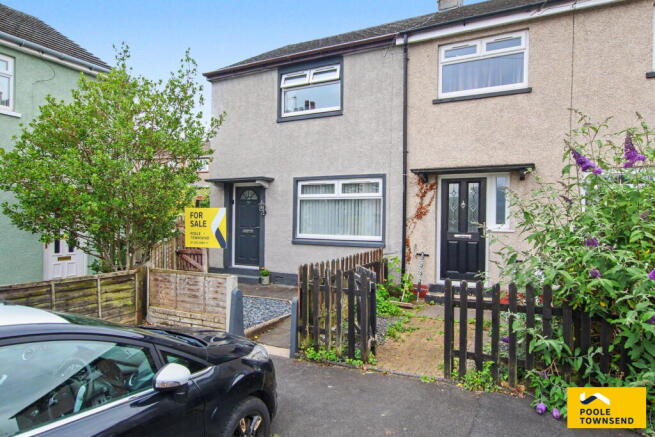 2 bed property, in Beech Drive, £220,000
