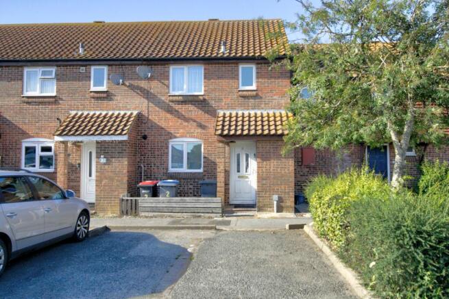 3 bed property, in Collins Road, £160,000