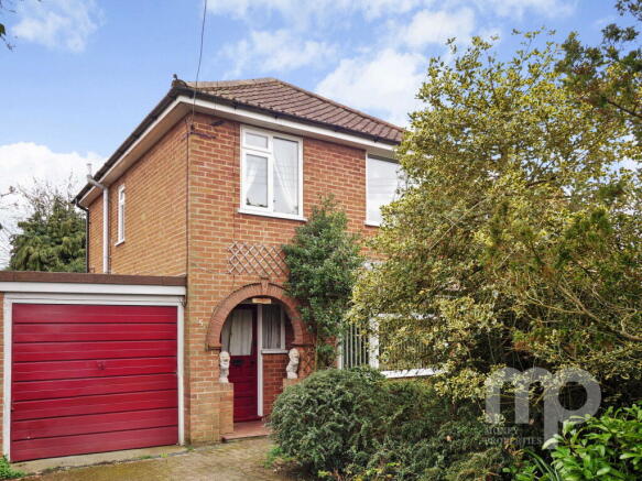 3 bed property, in Mill Road, £375,000
