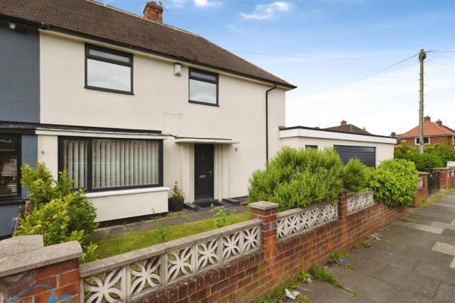 4 bed property, in Sunningdale Road, £140,000