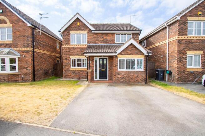 4 bed property, in Fiddlers Drive, £285,000