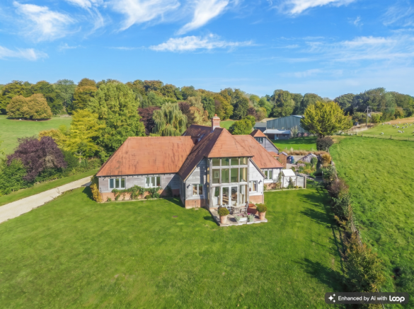 5 bed property, in Hunters Place, £2,250,000
