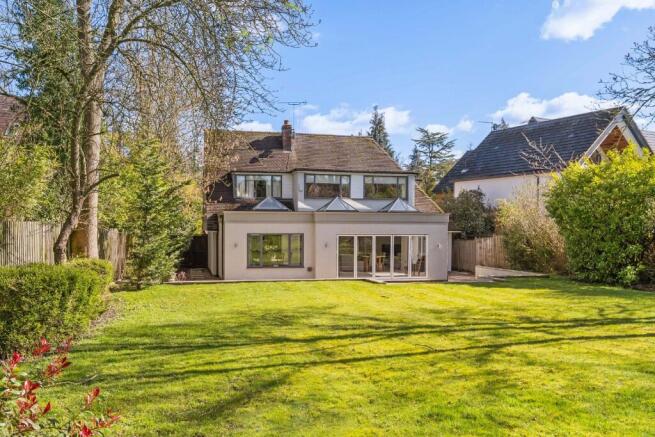 5 bed property, in The Crescent, £1,195,000