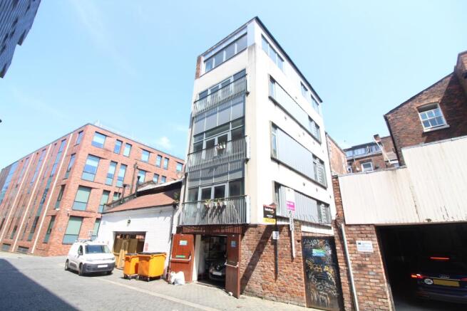 2 bed property, in Apartment 1, £55,000